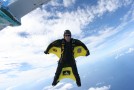Sauter sans parachute pendant 700 mètres