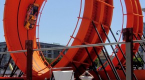 Aux X-Games, deux pilotes « Hot Wheels » s’essayent aux loopings