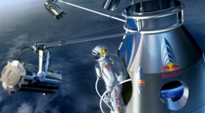 Saut de 40000 mètres: Felix Baumgartner passe le mur du son en direct pour le Red Bull Stratos