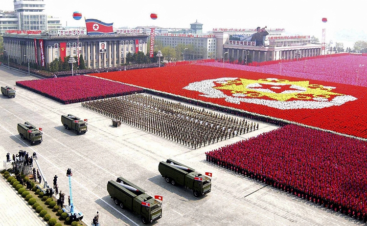 North Korean military parade Corée du Nord : un essai nucléaire pour « défier son ennemi » américain