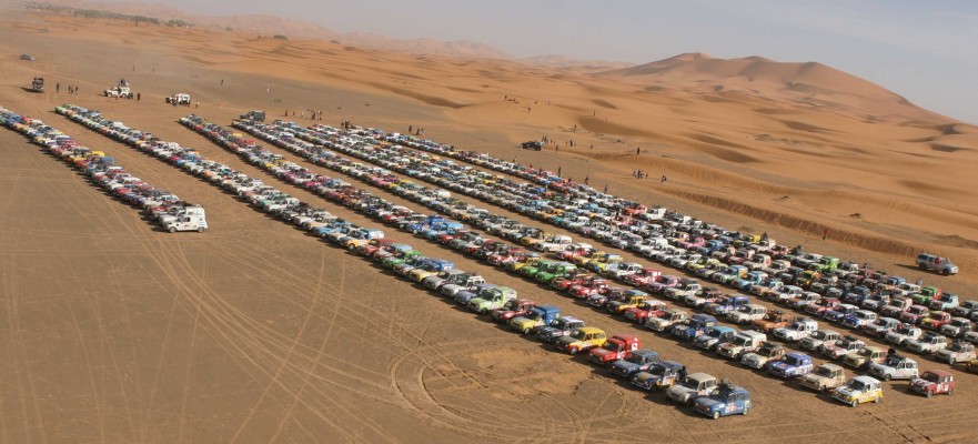 Le 4L Trophy 2013, cest fini !  depart ligne 4L 881x400xc Le 4L Trophy 2013, cest fini !