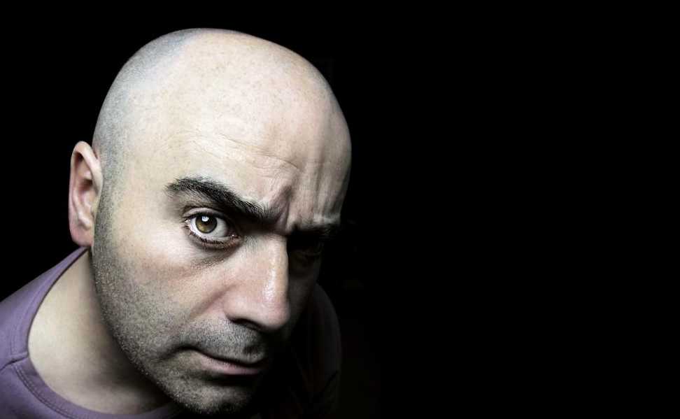 Lyon: lassé dattendre, il incendie une auto école TinyGrab Screen Shot 03 05 13 19.21.31 Lyon: lassé dattendre, il incendie une auto école