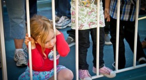 « Maman, loue-moi un handicapé »