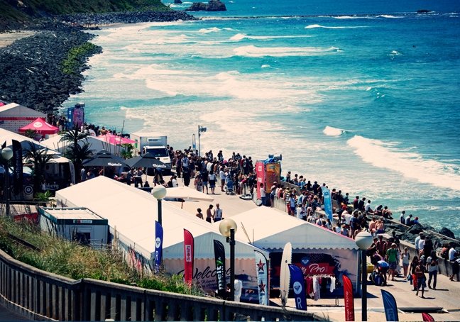 Le trailer (sexy) du Roxy Pro Biarritz 2013 ID 351 4 day3 1 Le trailer (sexy) du Roxy Pro Biarritz 2013