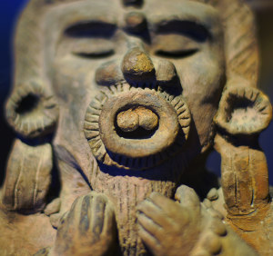 DSC7671 300x282 Doit on croire à la fin du monde en 2012 ?